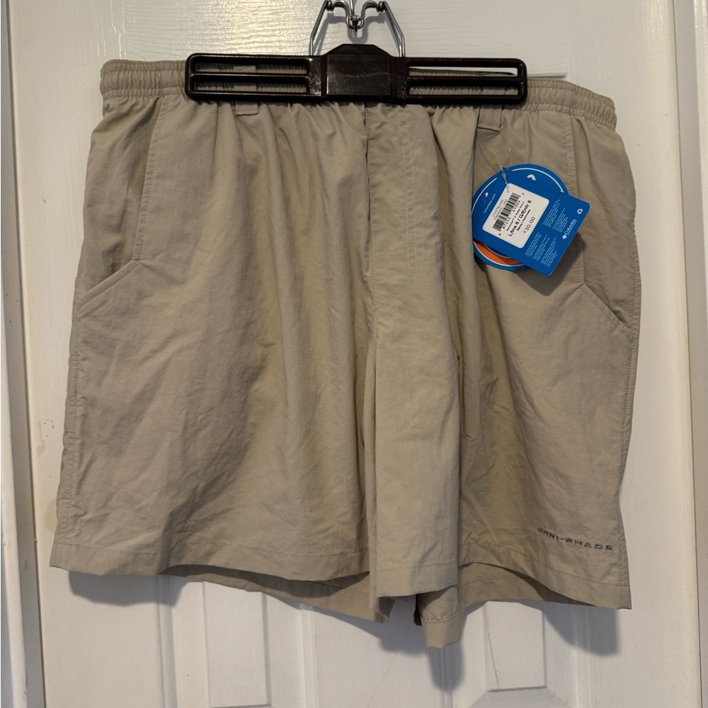 Columbia Tan Athletic Shorts Versatile and Comfortable
